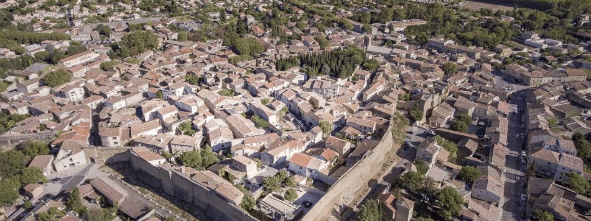 Immobilier à Courthézon : entre racines locales et perspectives d’avenir